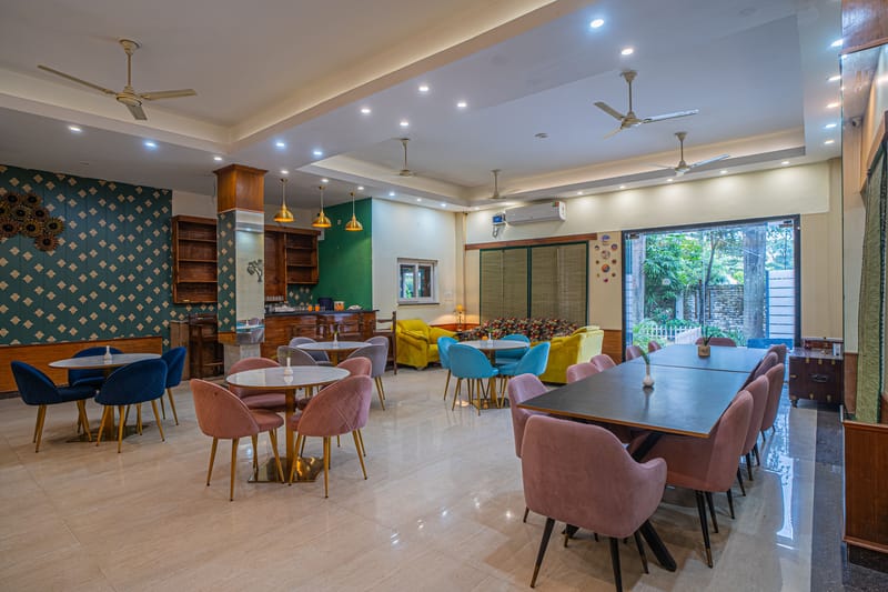Impreza Luxury Stays Classic Room | Pet-friendly 1-Room Retreat With Common Lounge Area, Garden, Verandah & Restro – photo 4