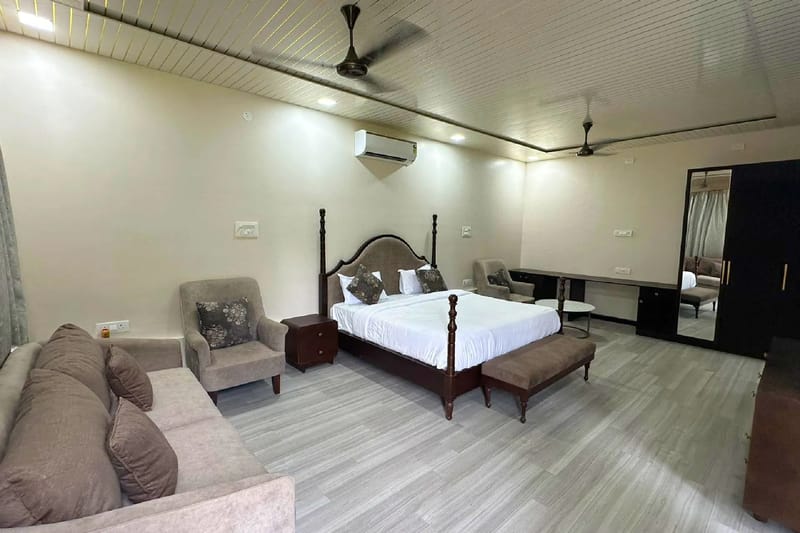 Esh | Charming Pet-friendly 6-BHK Villa With Private Pool & Garden – photo 19