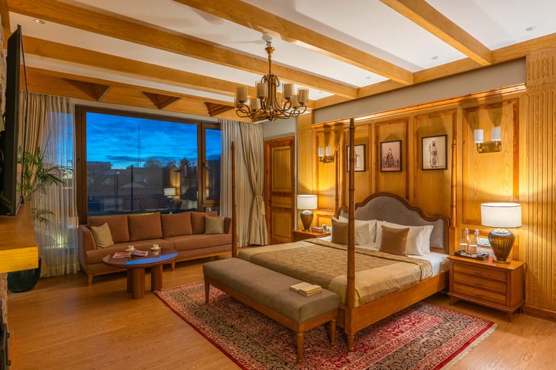 Luxury Suite@ Raj Bagh – photo 18