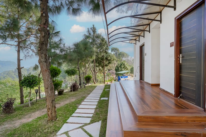 Stars and WindSongs | 1 Suite with Summer Pool, Private Balcony, Garden, Games, Restro & Hill Views – photo 44
