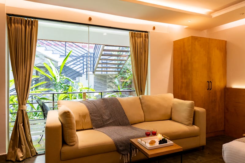 Avocado Cottages Deluxe Room | Pet-friendly Stay With Private Outdoor Seating Amid Avocado & Coffee Estate – photo 8