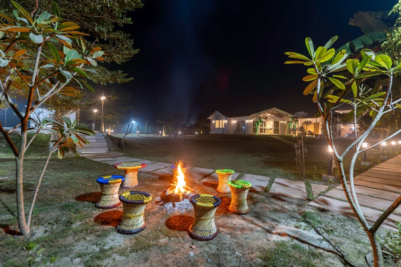 Vedaaz Farms | Pet-friendly 4-BHK Farmhouse With Private Outdoor Pool and Garden area – photo 8