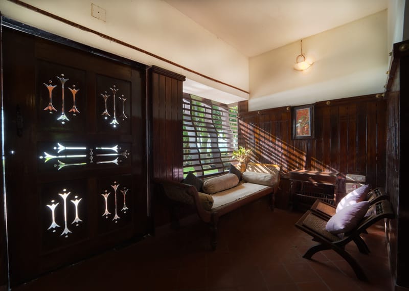 Vembanad House | Lakeside Heritage 4-Bedroom Retreat with Garden & Outdoor Sitting Area – photo 22