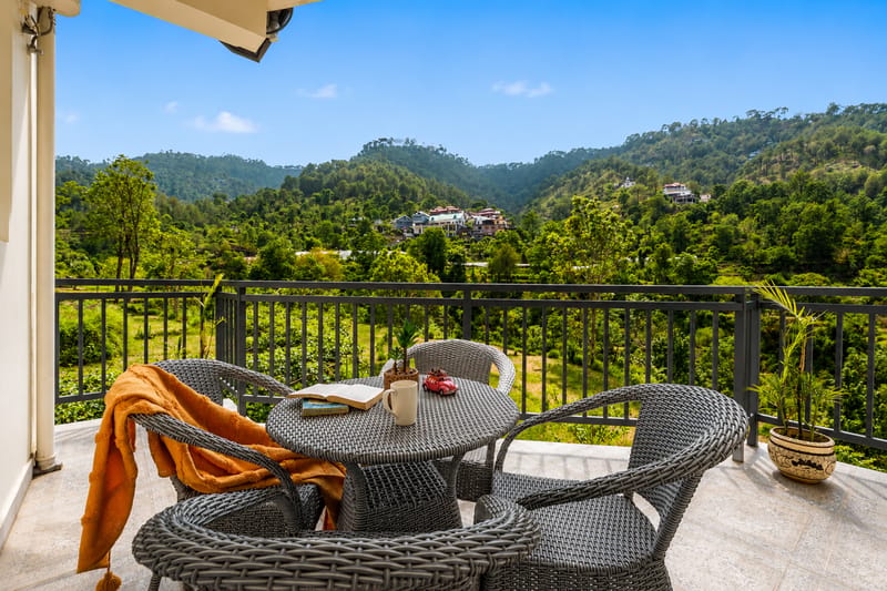 Gamble Pine Ridge | Pet-friendly 2-BHK Apartment With Shared Plunge Pool & Lawn Amid Mountains – photo 14
