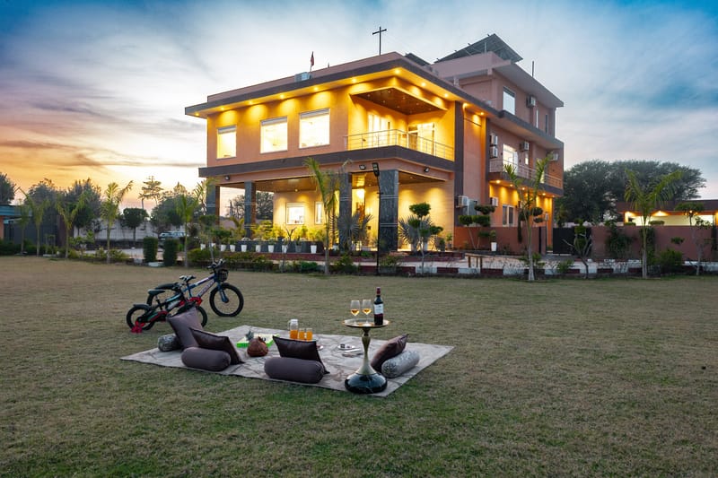 Abhinandan Farm | 7-BHK Villa with Private Pool, Lounge, Entertainment and Garden Area – photo 3