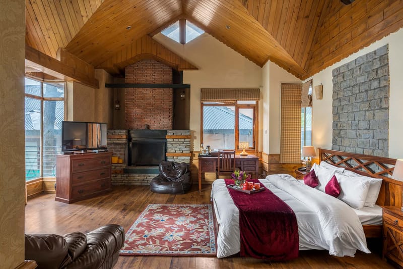 Wood House Retreat – photo 18