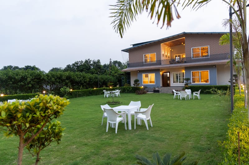 Puvalgarh Farms| British Style 4-BHK Villa with Pool, Patio – photo 43