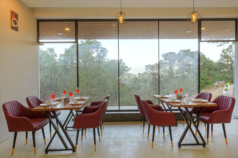 Pine View Resort | Pet-friendly Hilltop 1-Suite With Garden-Facing Balcony, Rooftop lounge, Restro & Game Zone – photo 13