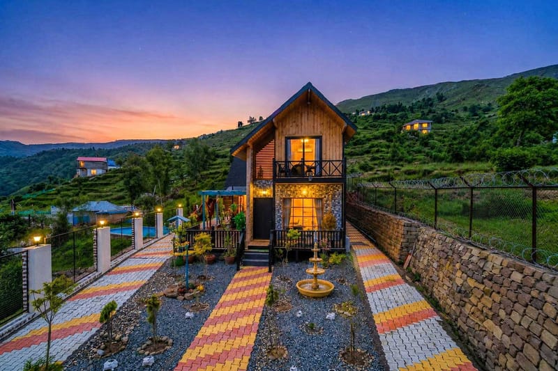 Chalet Royale W/ Zen Deck – photo 1
