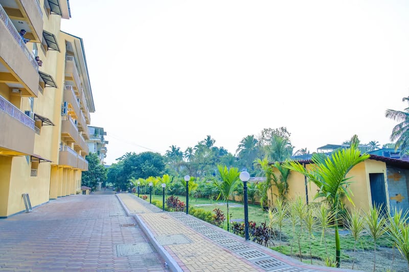 Veera Marina | Elegant 1-BHK Apt With Common Pools, Gym & Lift  – photo 16