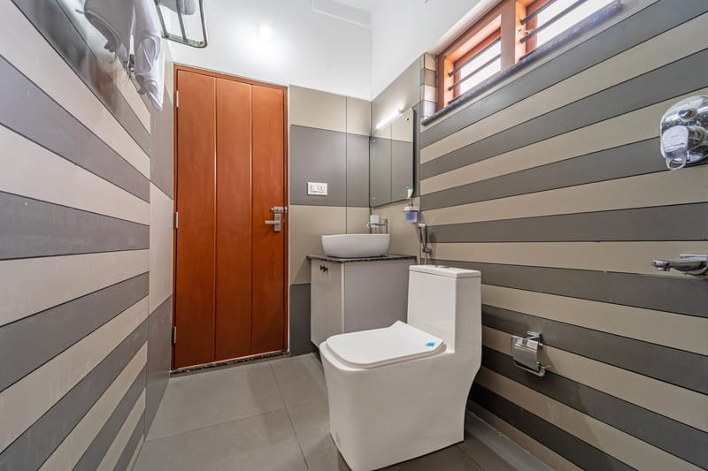 Comfort Rooms @ Lagoons Kuruva – photo 14