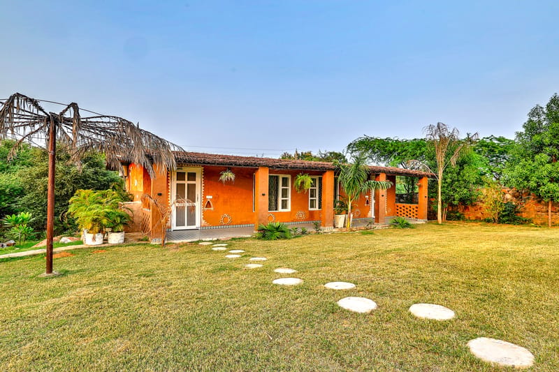 Aravale Farm | Pet-friendly 4-BHK Farmhouse With Private Pool, 2-Acre Lush Garden & Aravali Views – photo 8