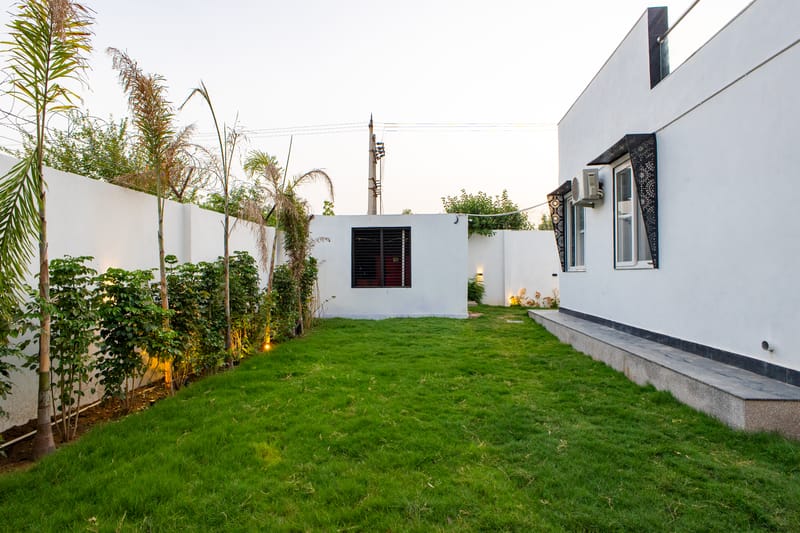 Raj Farm | 3-BHK Villa with Private Pool, Kid’s Room and An Outhouse – photo 29