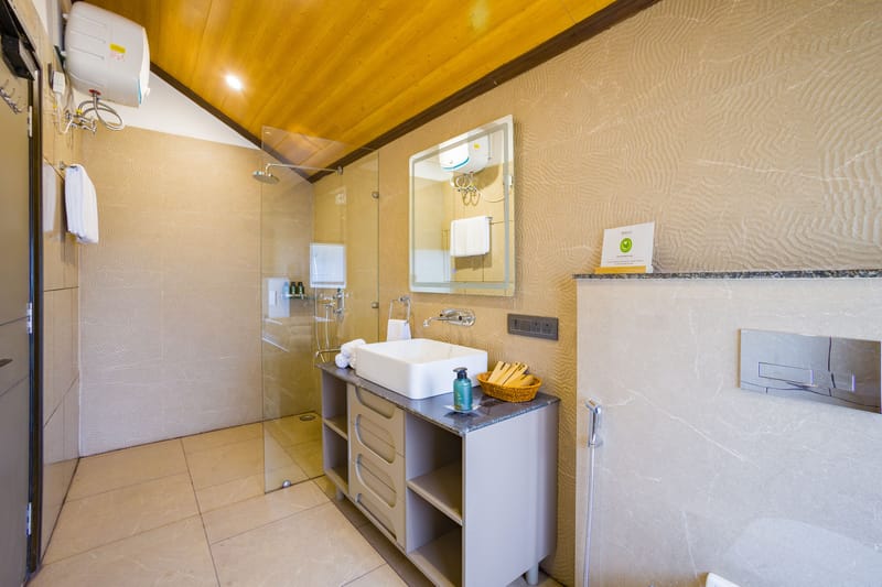 Esh Cottage Hazel | 1 Hillview Suite With Shared Pool, Lush Garden, & Restaurant – photo 33