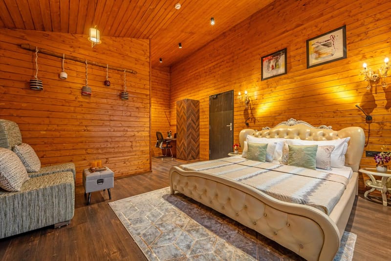 Chalet Royale W/ Zen Deck – photo 16