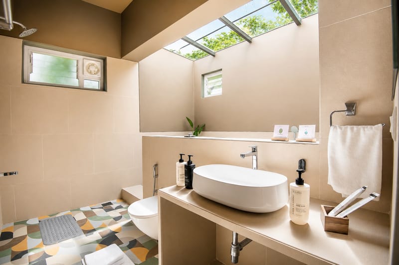 The Crescent Palm Lagoon | Cottage With Bathtub, Shared Game Room, Garden and Restaurant – photo 13