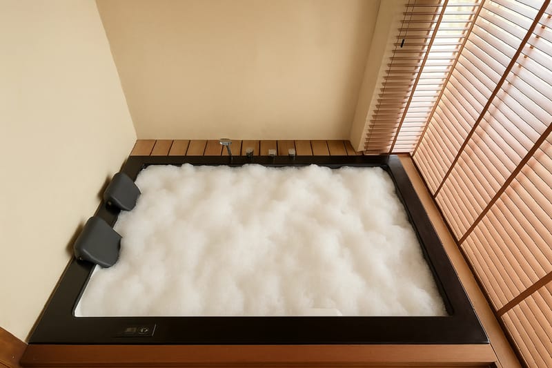 The Royce Lilly | Pet-friendly 4-BHK Hilltop Villa With Jacuzzi, Steam Room, Private Pool & 360° Hill Views – photo 13