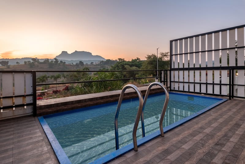 White House | 7-BHK With Panoramic Hill Views, Glass Room, Outdoor Pools & Dam nearby – photo 3