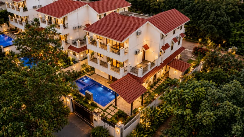 Casa Verdea | 4-BHK Villa With Private Pool & Lift; Near Popular Restaurants – photo 2