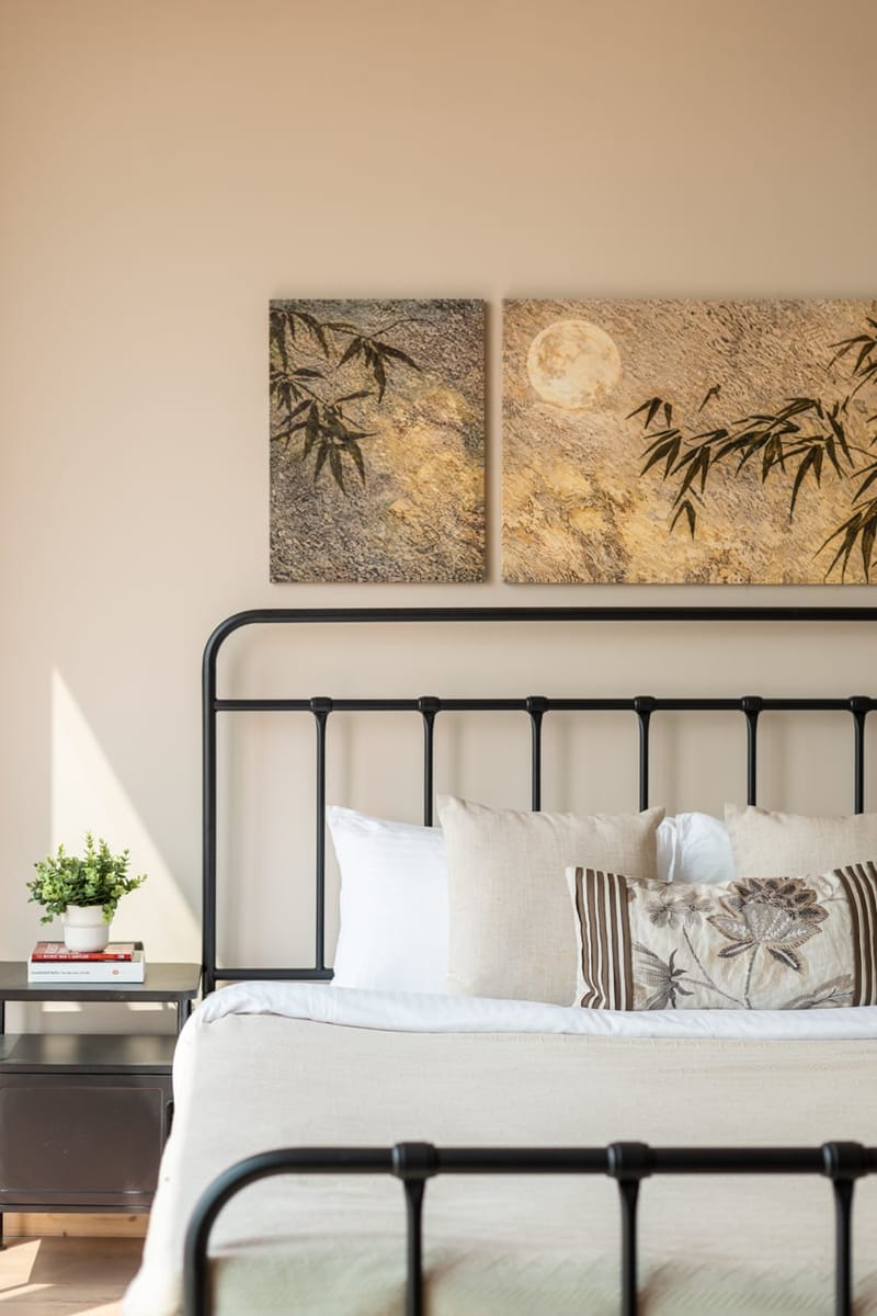 Crimson Bleu – photo 22