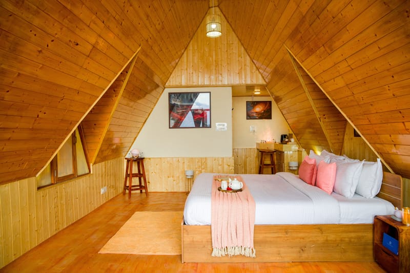 Interstellar ~ Deluxe Suites – photo 9