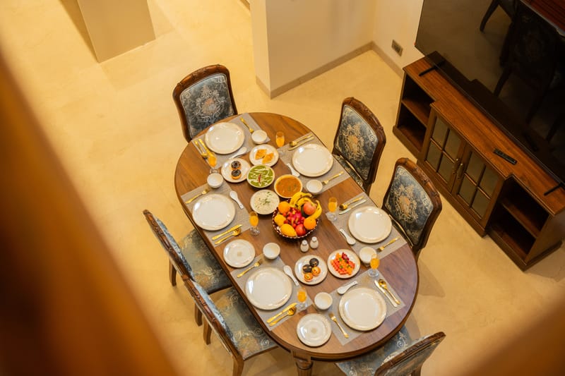 The Royce Rose | Hillside Luxe 4-BHK Villa With Private Pool, Steam Room, Jacuzzi & 360° Hill Views – photo 7