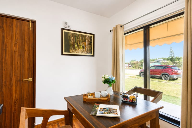 Dhela Jungle Retreat Pebble | Pet- Friendly Suite in a Mini Resort with Shared Pool Near Jhirna Safari Zone  – photo 10