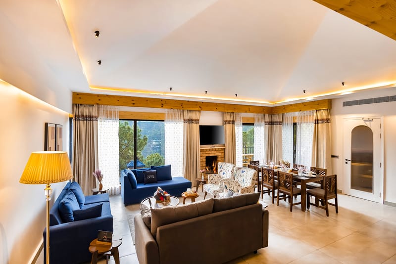 The Retreat Villa | 4-BHK Hillside Retreat with Indoor Pool, Jacuzzis | Near Kasauli Hill Station – photo 29