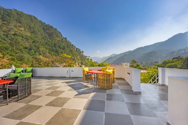 Kingdom Heartz |  Cosy Pet-friendly Studio Apartment With Balcony, Common Pool, Common Garden & Restaurant – photo 29