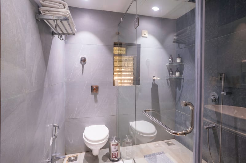 Lavender Crest | Pet- friendly 4-BHK Villa With Private Pool , Garden Area,  and Outdoor seating | Near Bhimashankar Walls Trek – photo 18