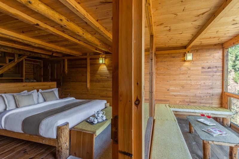 Skylounge | Pet-friendly Traditional 4-Bedroom Retreat With Sauna & Garden Near Haku Temple – photo 24