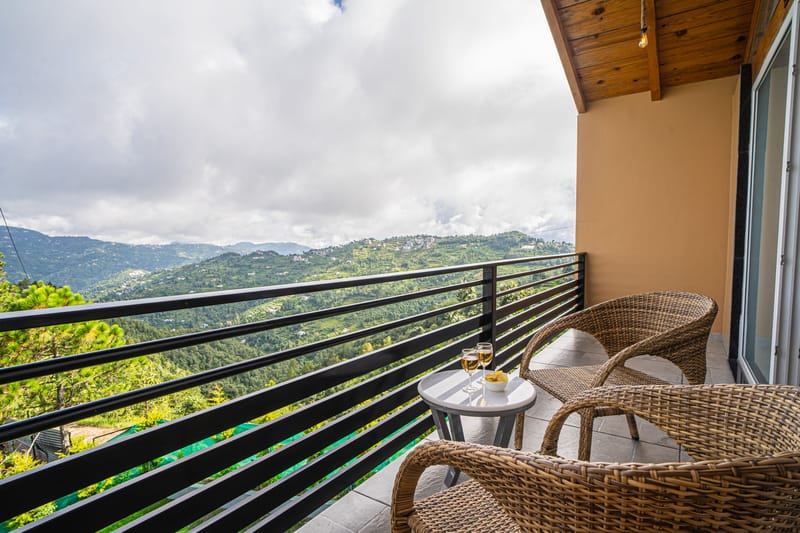 Trio’s Top | 1 Pet-friendly Room with Valley views, Garden & Balcony – photo 14