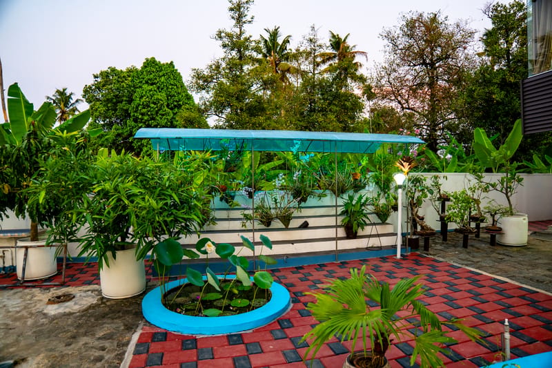 Glass River Retreat | 4-BHK Riverside Getaway with Private Pool, Lakeside Sit-Out & Lounge Area Near Aluva Railway & Metro Station – photo 30