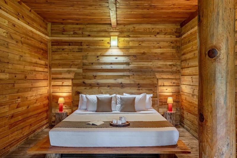 Suro Woodcrest Chalet | Pet-friendly Stay With Loft, Restaurant & Outdoor Seating – photo 17