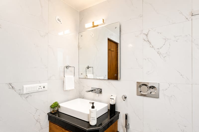 Dhela Jungle Retreat Pebble | Pet- Friendly Suite in a Mini Resort with Shared Pool Near Jhirna Safari Zone  – photo 17