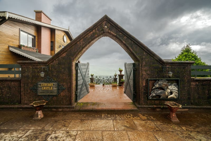Cowboy Castle – photo 6