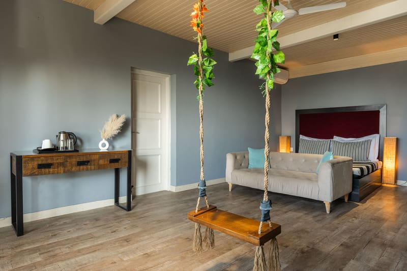 Orchid @ Serene w/ Outdoor Bonfire – photo 22