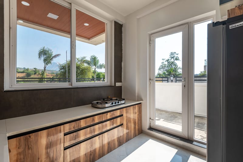 White House |  3-BHK Villa With panoramic Hill Views, Glass Room, Outdoor Pool & Dam nearby – photo 22