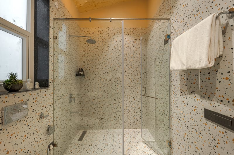 Bask and Blessings Mist | Pet-Friendly Suite With Private Scenic Balcony, Shared Jacuzzi, Spa, Garden & Gazebo – photo 20