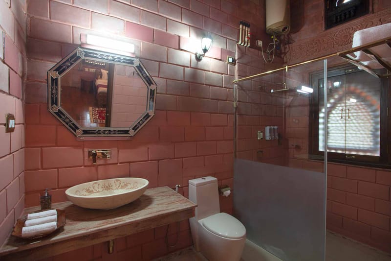 Pink Palace – photo 11