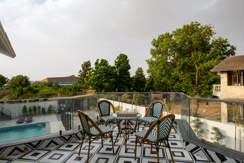 Raj Farm | 3-BHK Villa with Private Pool, Kid’s Room and An Outhouse – photo 12