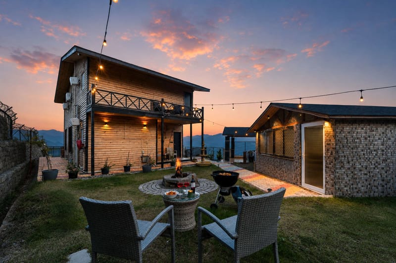 Chalet Royale W/ Zen Deck – photo 31