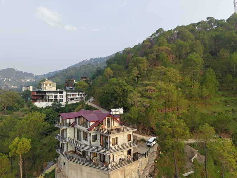 Kosh Villa | 5-BHK Villa With Rooftop Terrace, Pool Table & Mountain Views – photo 7