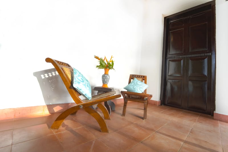 Vembanad House | Lakeside Heritage 4-Bedroom Retreat with Garden & Outdoor Sitting Area – photo 21