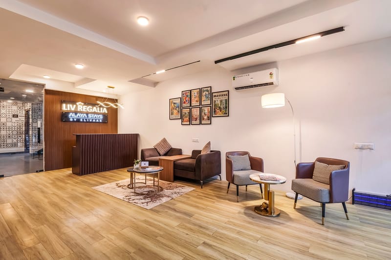 Liv Regalia Serviced Apartments | 1-BHK Suite with Restaurant, Lift, Gym & Conference Room | 1 km from Millennium City Centre – photo 2