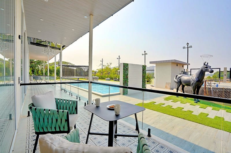 Meraki Villa | Majestic 6-BHK Glass Villa With Private Pool, Balcony, Garden & Gazebo – photo 16