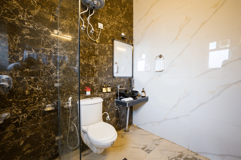 Archee’s Villa | 6-BHK property with gaming zone, attic, open dining and 360° mountain views – photo 34