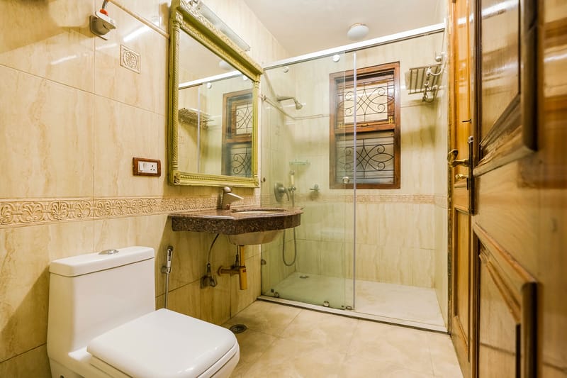 Westwood Villa – photo 17