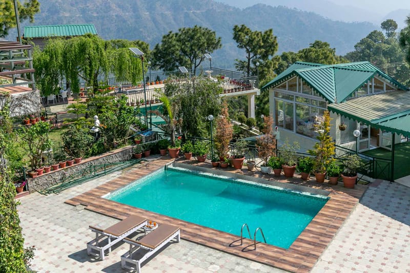 Treehouse @ Villa Mountain Crest w/ Outdoor Pool – photo 2
