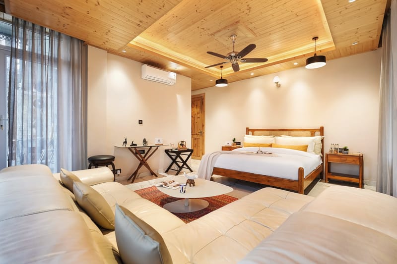 Kavya Villa | 4-BHK Pet-friendly Villa With Lounge, Game Zone, Sit-Out Areas & Panoramic Views in Kasauli Hills – photo 14